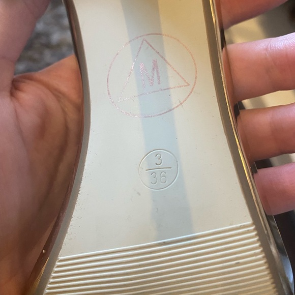 MISSGUIDED - rose gold heals - Picture 2 of 12